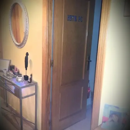 Homestay Doble,bano Privado,en Piso Particular,urbanizacion Completa Y Garage,en Albufereta,cerca Del Puerto,explanada Y Castillo De Alicante