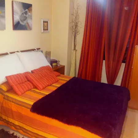 Doble,bano Privado,en Piso Particular,urbanizacion Completa Y Garage,en Albufereta,cerca Del Puerto,explanada Y Castillo De Alicante
